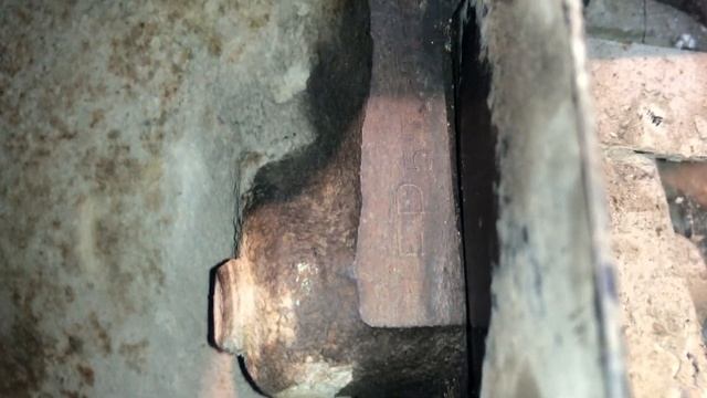 Где находится номер двигателя на автомобиле Mazda Premacy смотреть онлайн