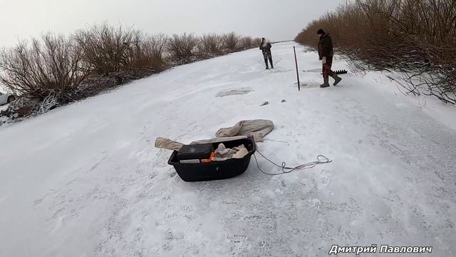 ВОТ ОНО- СЧАСТЬЕ РЫБАЦКОЕ!!! НАШЛИ ЯМУ И НАБУДАСИЛИ КАРАСЕЙ! РЫБАЛКА НА ХАПУГУ-ХЛОПОК. Ловля карася смотреть онлайн