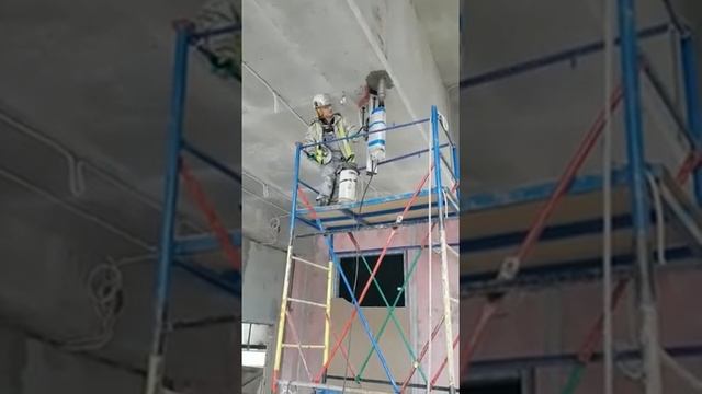 Алмазное бурение в потолке смотреть онлайн