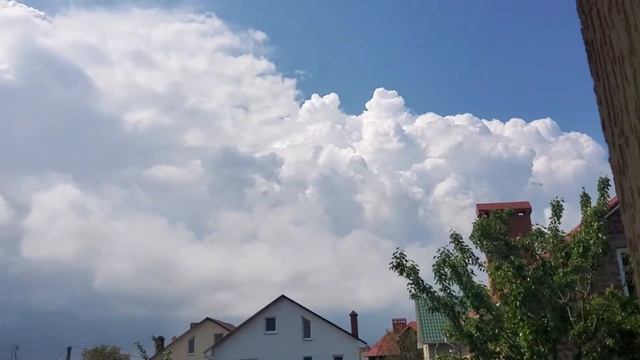 На нас идёт супер ячейка! 18.05.2021 смотреть онлайн