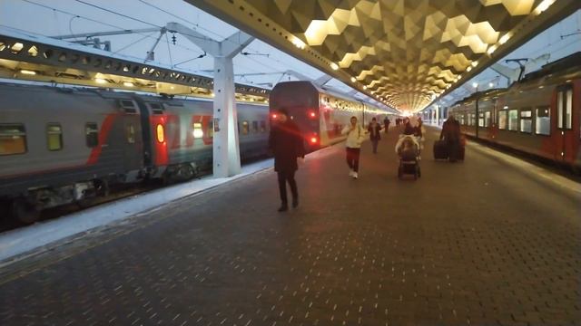 Walking City St.Petersburg, Moscow Station, Double Decker Train Arrives