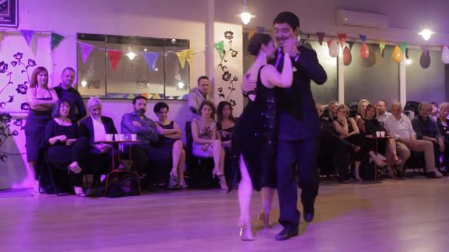 Patricia Carrazco y Daniel Escobar - La Maquina Tanguera - Rimini 04 смотреть онлайн