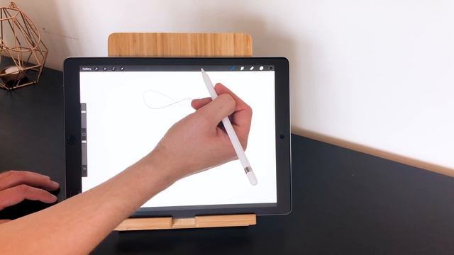 Как правильно держать стилус – "жест" в рисунке. смотреть онлайн