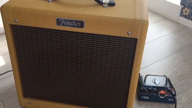 VOX MV50 Rock in Fender Pro Junior 4 Jazz Blues Improvisation licks on Fender Esquire смотреть онлайн