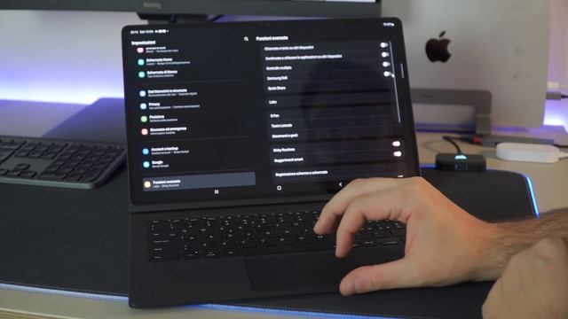 Galaxy Tab S8 Ultra recensione e confronto con iPad Pro M1 смотреть онлайн