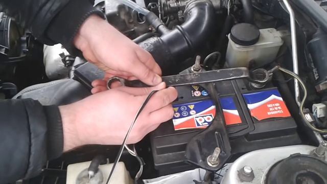 Как накачать колесо компрессором от аккумулятора смотреть онлайн