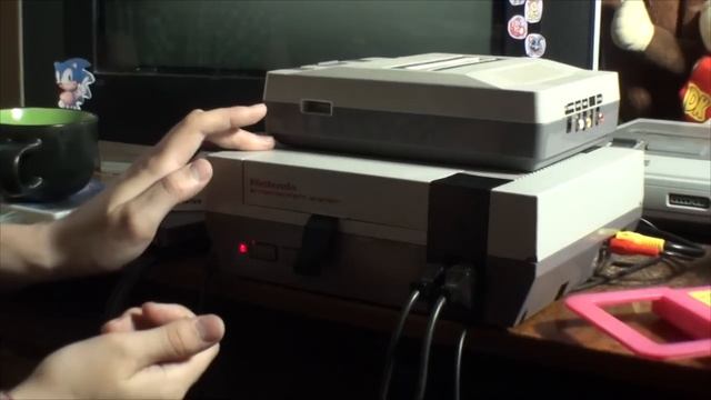 Сравнение игры Super mario bros. PAL / NTSC Dendy classic / NES смотреть онлайн