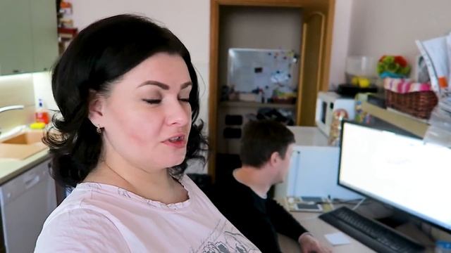 VLOG: Муж принёс печальные НОВОСТИ / Индейка в мультиварке / Влог/Vika Siberia LifeVlog