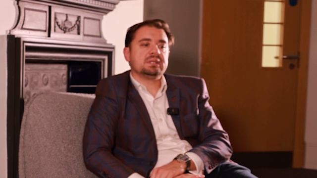 СКОЛЬКО СТОИТ ОФОРМИТЬ SKILLED WORKED VISA? смотреть онлайн