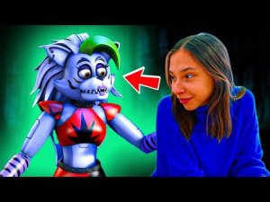 Амелия превратилась в РОКСИ из ФНАФ!! FNAF 9 в реальной жизни! Крутые детки Cool Kids