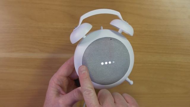 Retro Alarm Clock for Echo Dot 3 & Google Home Mini смотреть онлайн