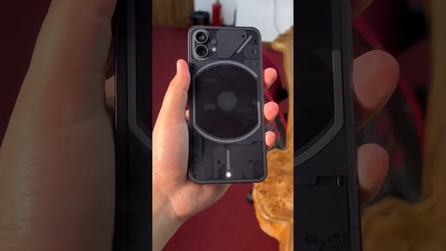 Nothing Phone смотреть онлайн