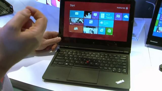 Lenovo Unboxed: ThinkPad Helix смотреть онлайн