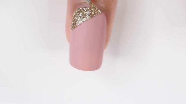 5 EASY Glitter Nail Ideas | Part 3-Gold Glitter смотреть онлайн