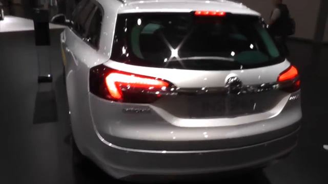 Ford Mondeo Turnier 2015 vs Opel Insignia Sports Tourer 2015 смотреть онлайн