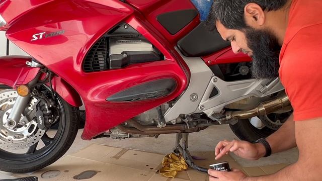 Honda ST1300 Oil Change