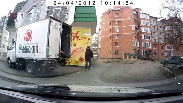 Только грузчик отвернулся, а вор тут как тут flv смотреть онлайн