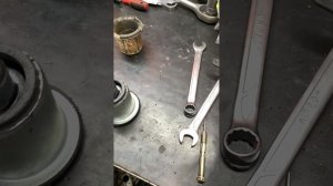 Замена сайлентблоков подрамника