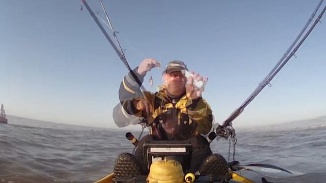 Bouncing by the Buoy.mpg Kayak Fishing. смотреть онлайн