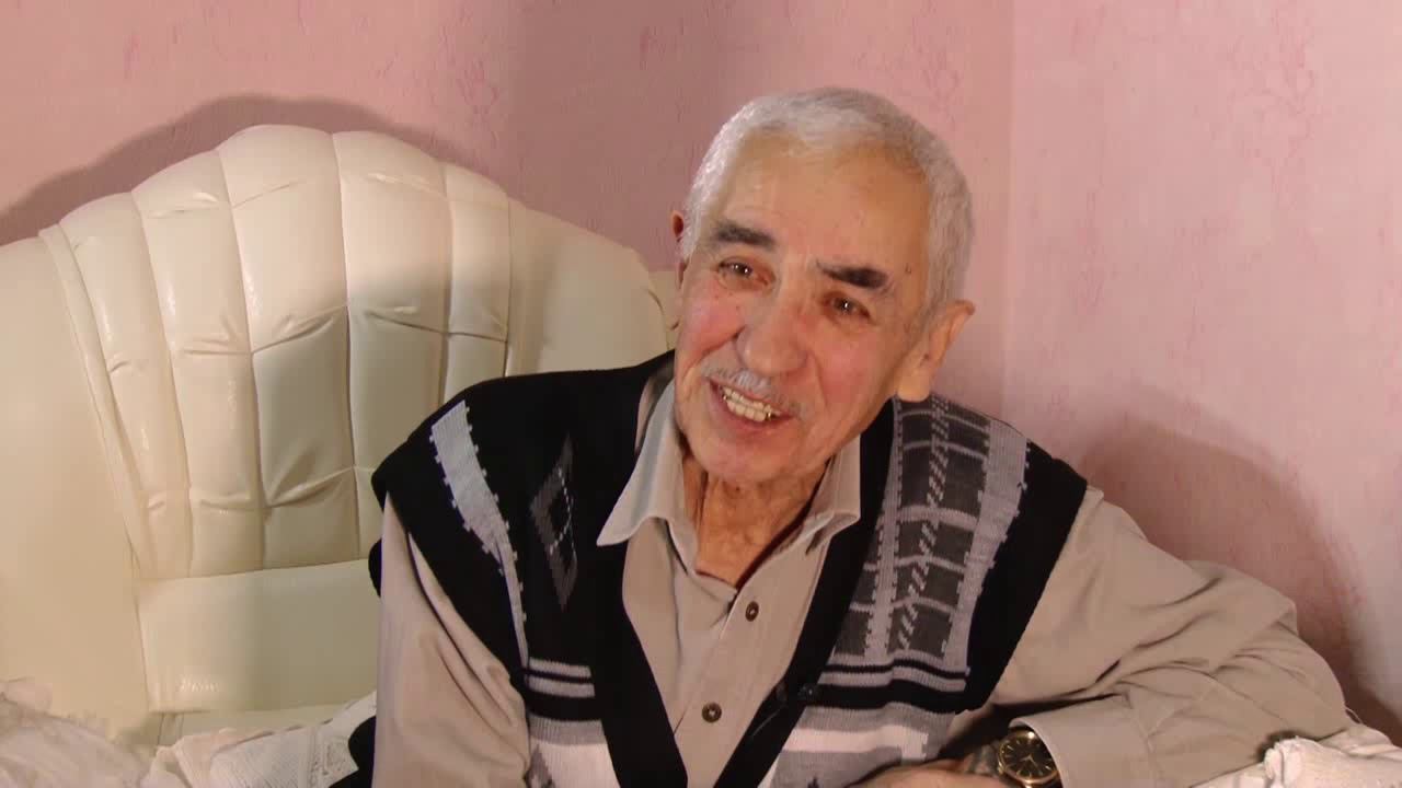 Бинонта (СЕМЬЯ) Хуцистовы смотреть онлайн