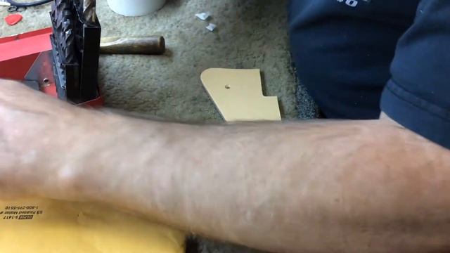 Custom Mirrored Pick Guard fora Les Paul смотреть онлайн