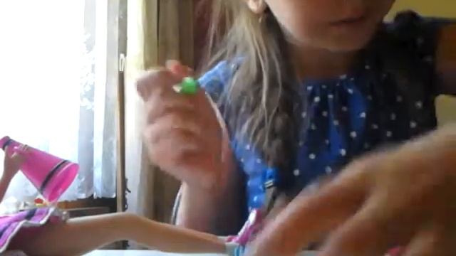 Обзор на куклу мокси раскрась свой плащ смотреть онлайн