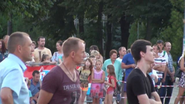 День физкультурника Новомосковск 2017. Перетягивание техники на канате смотреть онлайн