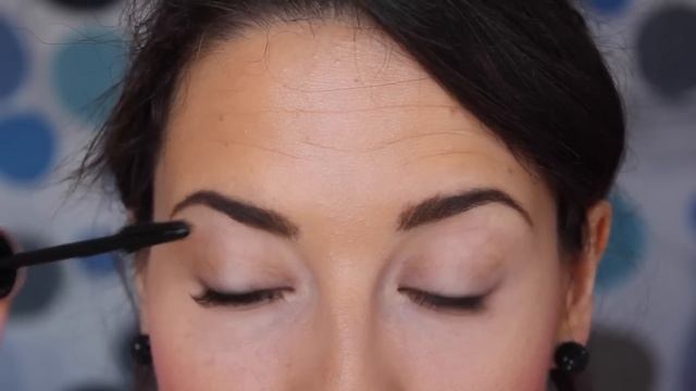 Mi primera impresion Lash Sensational Maybelline смотреть онлайн