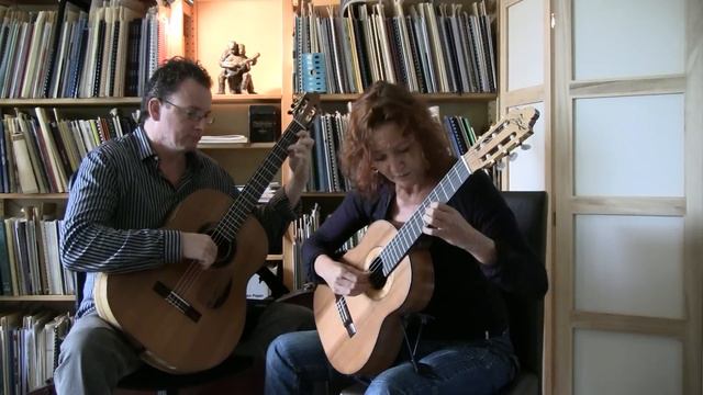 Bach invention #8 (2 guitars: requinto and baritone) смотреть онлайн