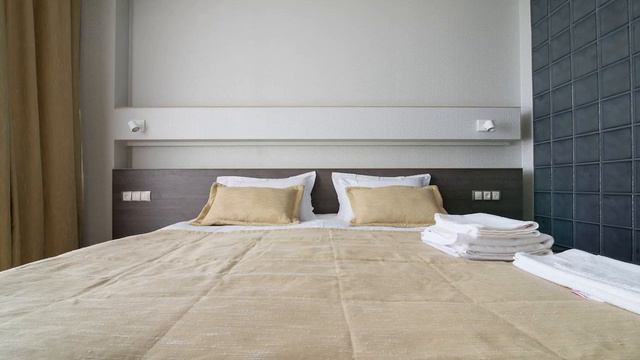 12th Floor Apartments | Gagarinskoye Plato 5A/2, Bldg 3, Odessa, 65000, Ukraine | AZ Hotels смотреть онлайн