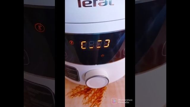 Мляко с ориз в мултикукър херметик Тефал Турбо, Tefal Turbo Cuisine смотреть онлайн