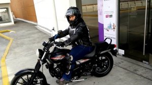 Entregan Bajaj Avenger 220 Street a Katerina Victor Vega Motovlog Ep 223