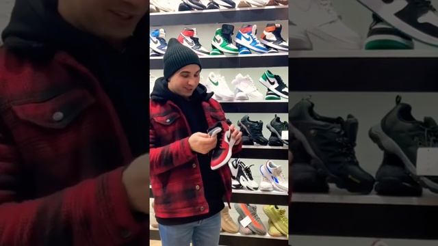 Когда нашёл Jordan с мехом. #adidas #nike #кроссовки #sneakers #обувь #кросс смотреть онлайн