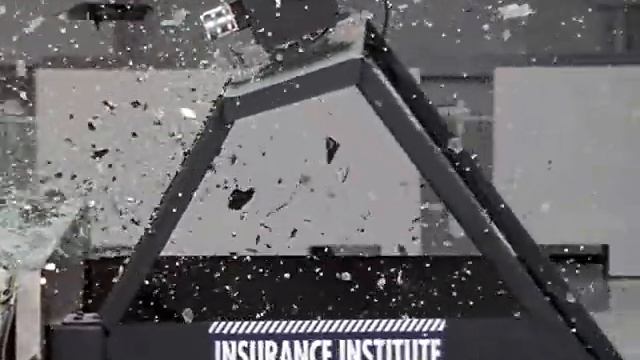 2007 Jeep Grand Cherokee side IIHS crash test смотреть онлайн