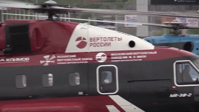 Геликоптер Ми-38-2 посадка в "Крокус-Экспо" смотреть онлайн