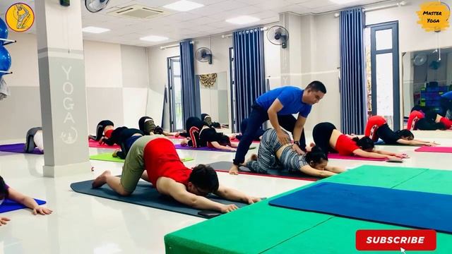 10 mint. Morning Full Body Stretching Yoga Class For Beginners смотреть онлайн