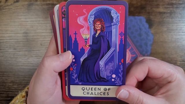 Buffy The Vampire Slayer Tarot | Unboxing and Flip Through смотреть онлайн