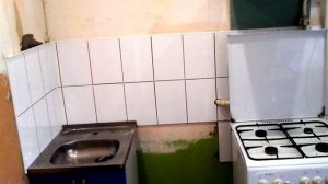 Видео «Вытяжка на кухне - мешает газовая труба на стене»