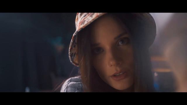 ASMR Unpredictable Archaeologist - Face Fixing Exam, Brushing, Tuning Fork - Roleplay for Sleep смотреть онлайн