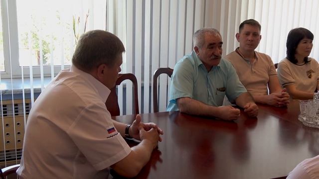 Байконурских предпринимателей поздравили с профессиональным праздником смотреть онлайн