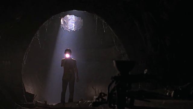 Top 5 Dumbest Teenagers In Horror Movies смотреть онлайн