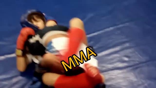 Лучший поединок среди детей на соревнованиях по ММА. смотреть онлайн