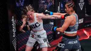 ЖЕСТКИЕ РАЗМЕНЫ | Женский бой |  Валерия Тепышева vs Дилшода Умарова | RCC Intro 30