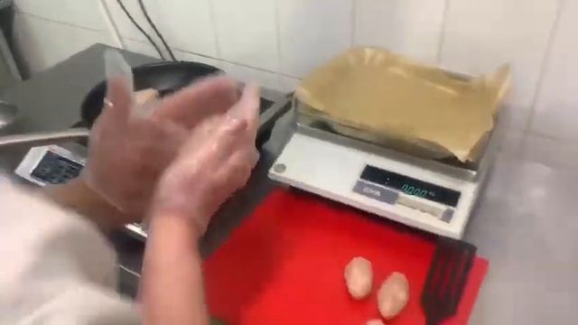 Жарим котлетки из индейки №1 смотреть онлайн