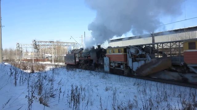 Паровоз СО17-2359 и струг-снегоочиститель СС1М-029
