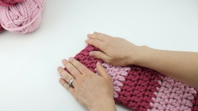 How to crochet the Strawberry Blossom Slipper Socks, Episode 301 смотреть онлайн