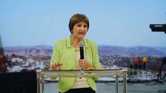 Расправь свои крылья смотреть онлайн