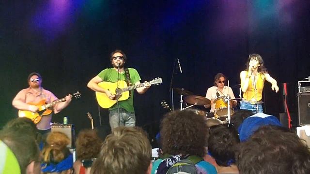 Nicki Bluhm & the Gramblers Bonnaroo 2013 That Tent 6-13-13 0532 смотреть онлайн