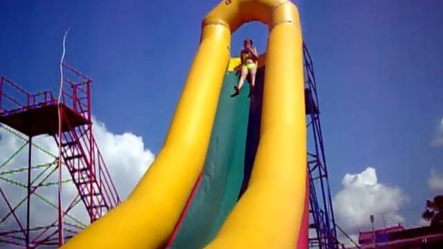 опасные аква парки России -- 3 ч. ЖЕСТЬ./ threat Aqua parks of Russia -- 3 hours. TIN... смотреть онлайн
