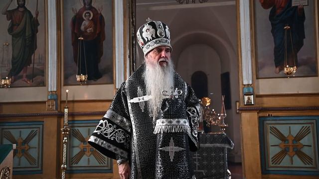 Проповедь Преосвященного Мефодия «Как подобрать крестного» смотреть онлайн